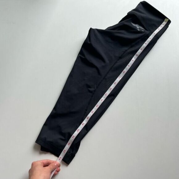 2XU Compression Capri - Picture 4 of 8